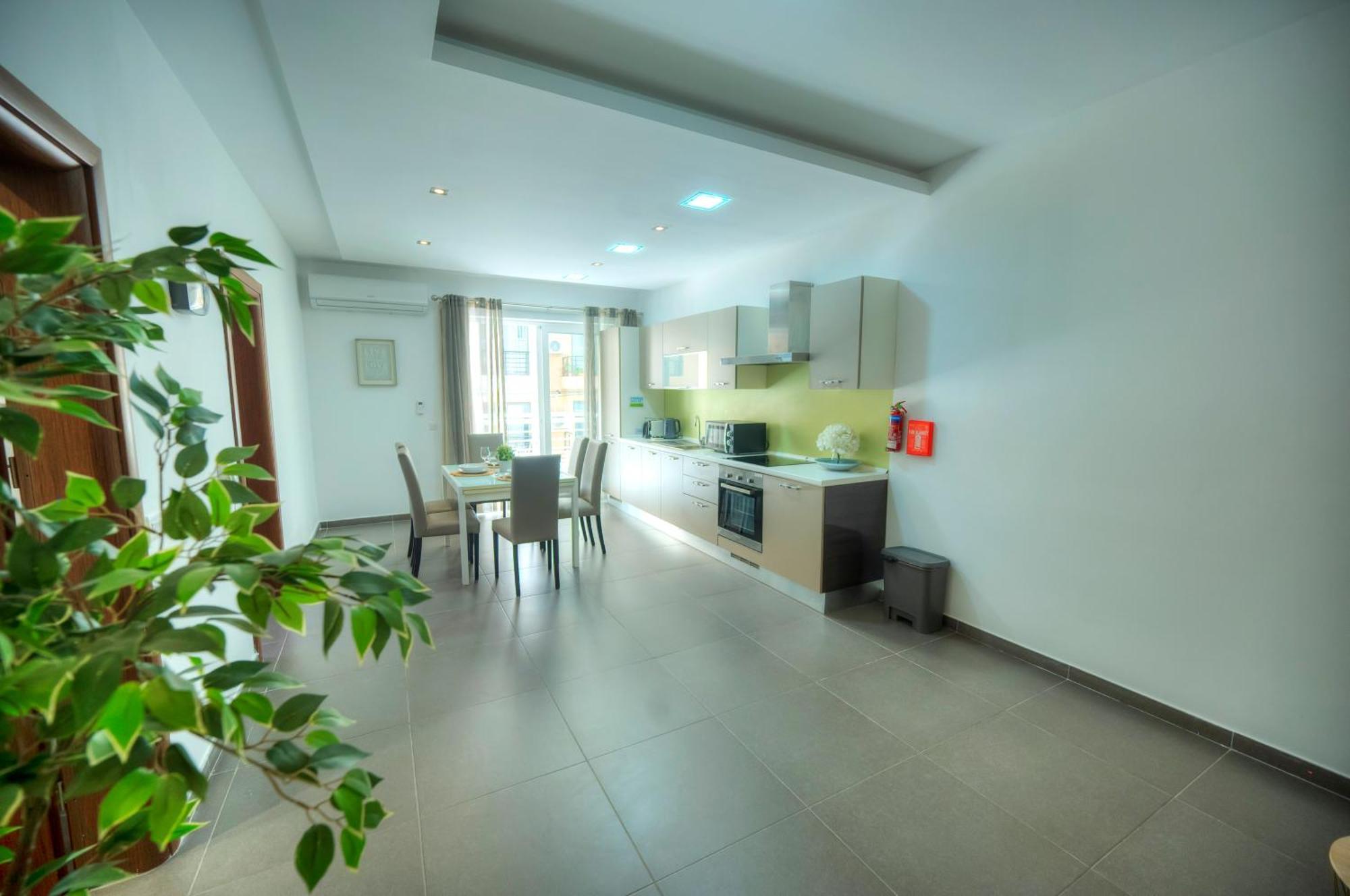 Bright & Large 2Bedrooms In Sliema Center Mpor1-1 Luaran gambar