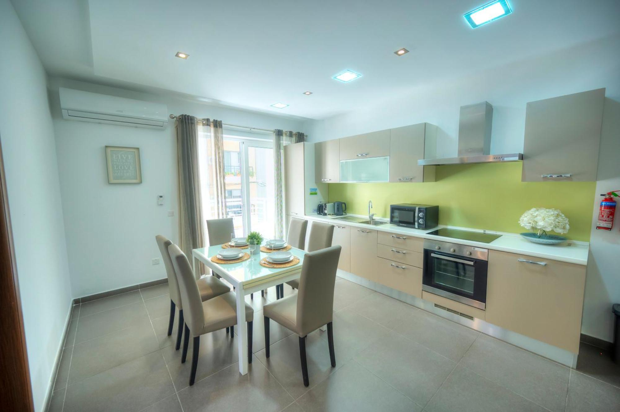 Bright & Large 2Bedrooms In Sliema Center Mpor1-1 Luaran gambar
