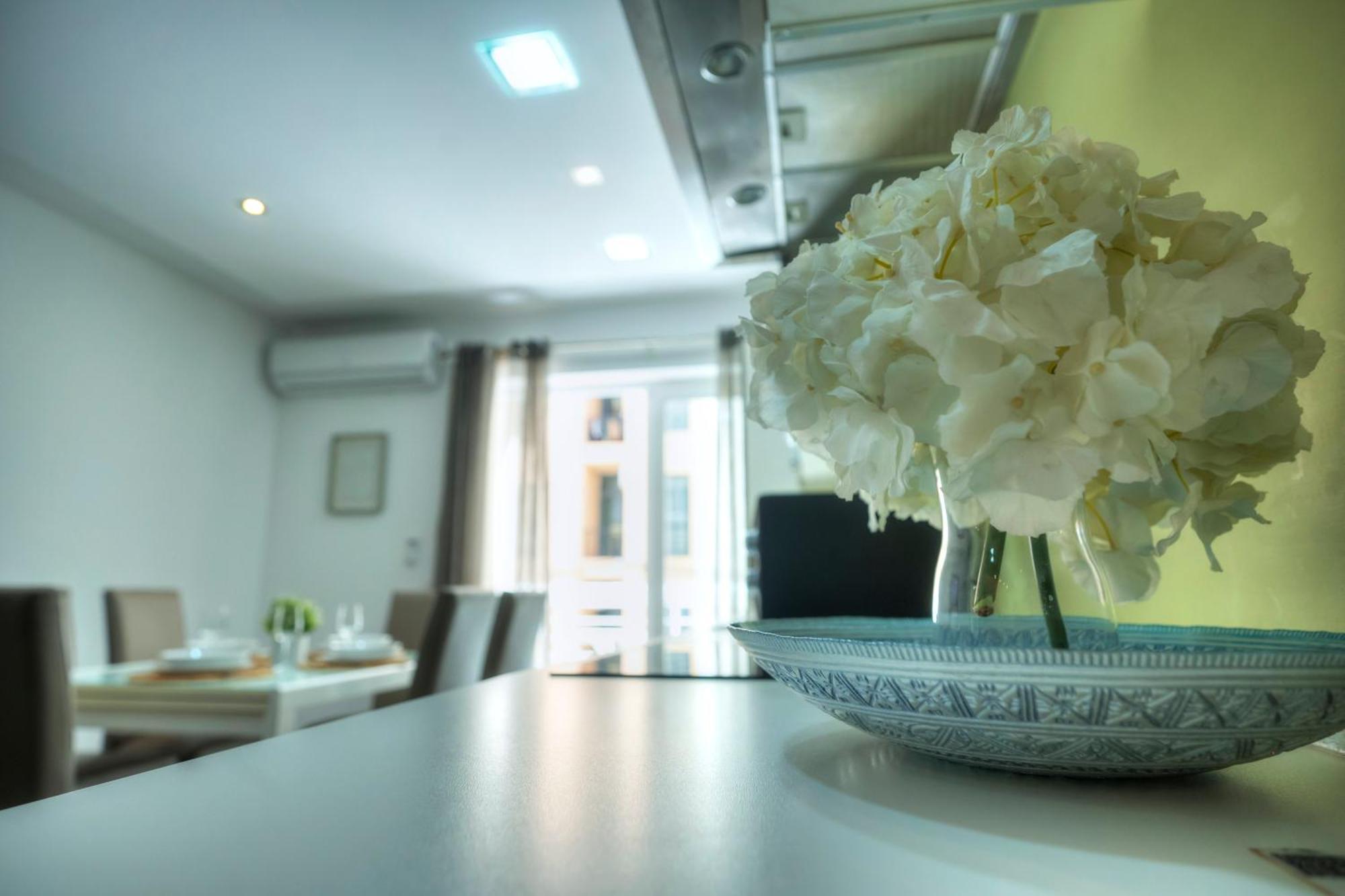Bright & Large 2Bedrooms In Sliema Center Mpor1-1 Luaran gambar