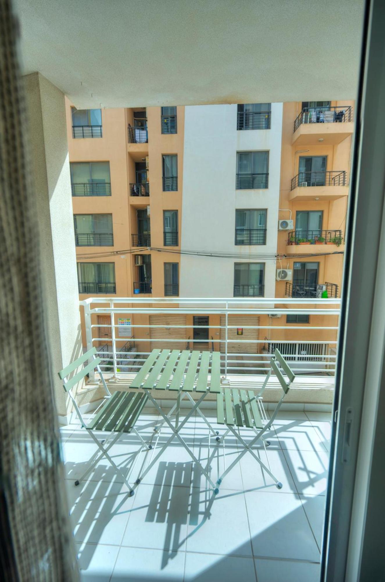 Bright & Large 2Bedrooms In Sliema Center Mpor1-1 Luaran gambar